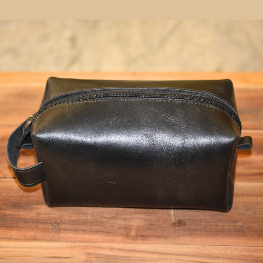 Luxurious Leather Toiletry Bags